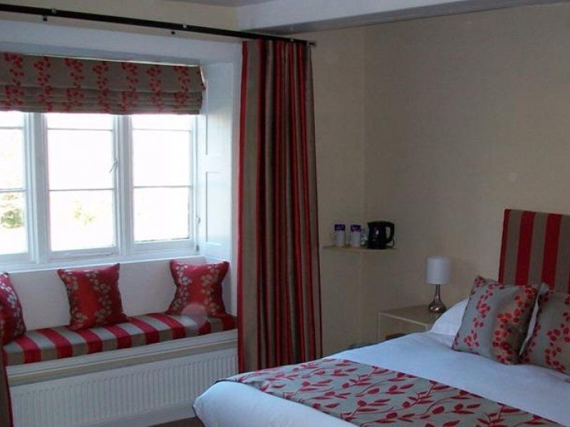 סיוויו Priory Bay Hotel מראה חיצוני תמונה